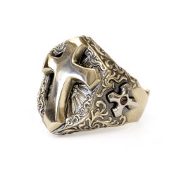 Anel cruz escudo feito a mão com moeda antiga acabamento perfeito Joia exclusiva