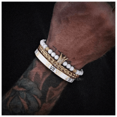 Pulseira moderna versátil sensação de adequação em qualquer ambiente