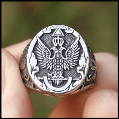 Lindo anel em aço inoxidável com brasão da poderosa Russía 