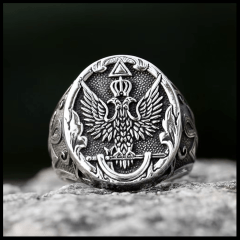 Lindo anel em aço inoxidável com brasão da poderosa Russía 