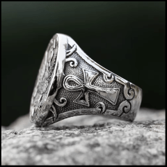 Lindo anel em aço inoxidável com brasão da poderosa Russía 