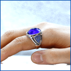 Anel artesanal de prata 925 estilo turco com pedra Zircão natural joia linda perfeita, para homens de bom gosto.